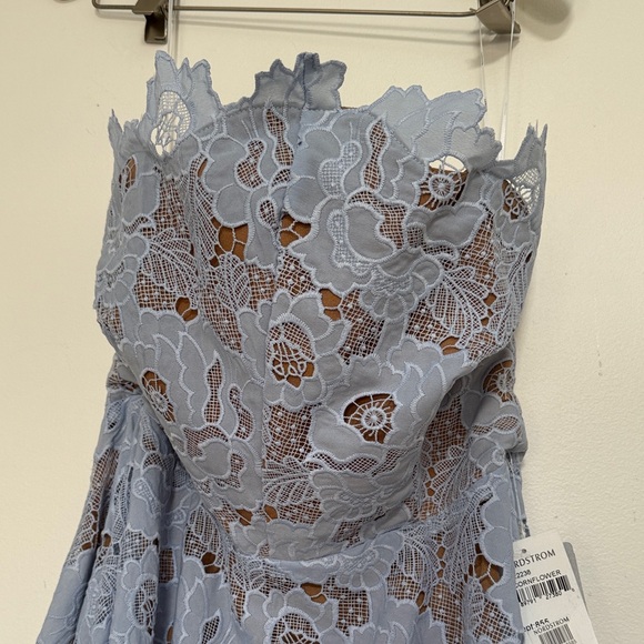 The Essentials Tia Lace Midi-dress In Cornflower
$  Nwt NEW Woman's medium - Picture 5 of 8